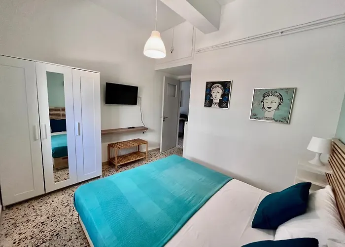 Golden Key Apartments